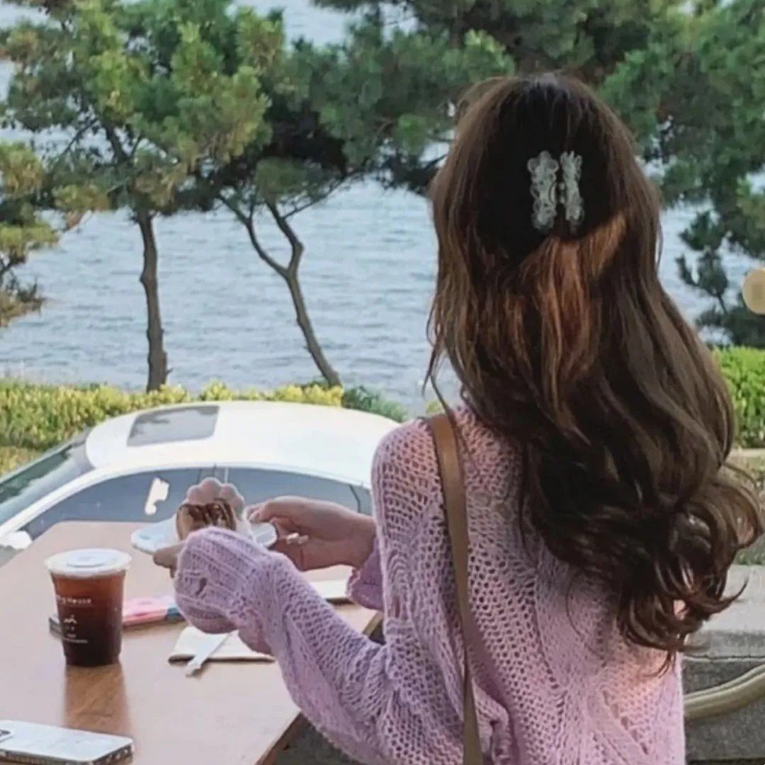 卡斯珀和艾玛的徒步旅行记