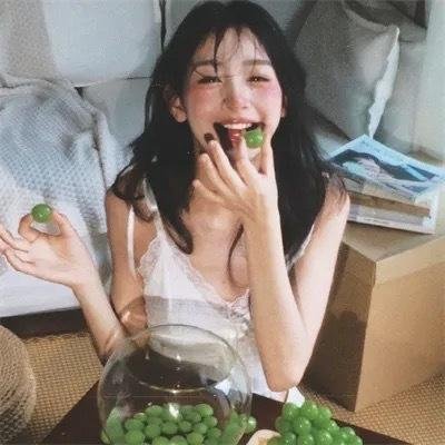 蕾哈娜内衣秀